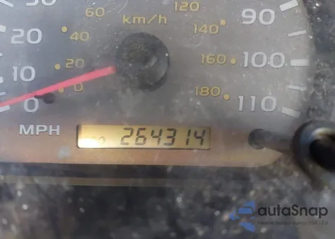 2003 Toyota Sequoia Sr5 V8 z USA, uszkodzony, nr VIN 5TDZT34A33S165366